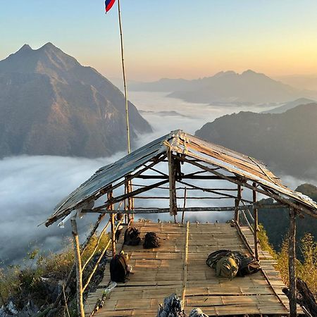 Heaven Backpackers Hostel & Camping Tours Nong Khiaw ภายนอก รูปภาพ